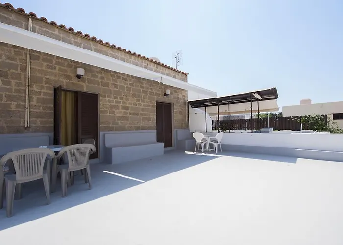Stavros Pension